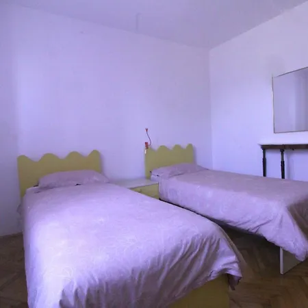 Marija 4*